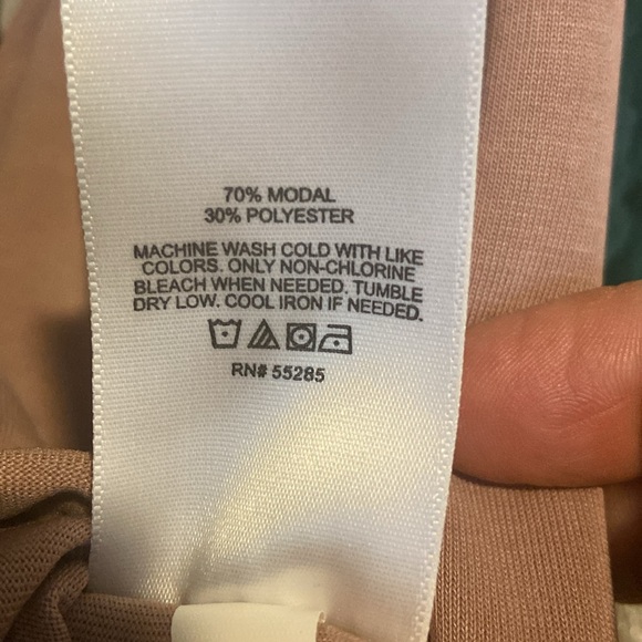 NWT Express Woman Silky Sueded Mauve Jersey Ruched T-Shirt Dress Size Small - Picture 5 of 5